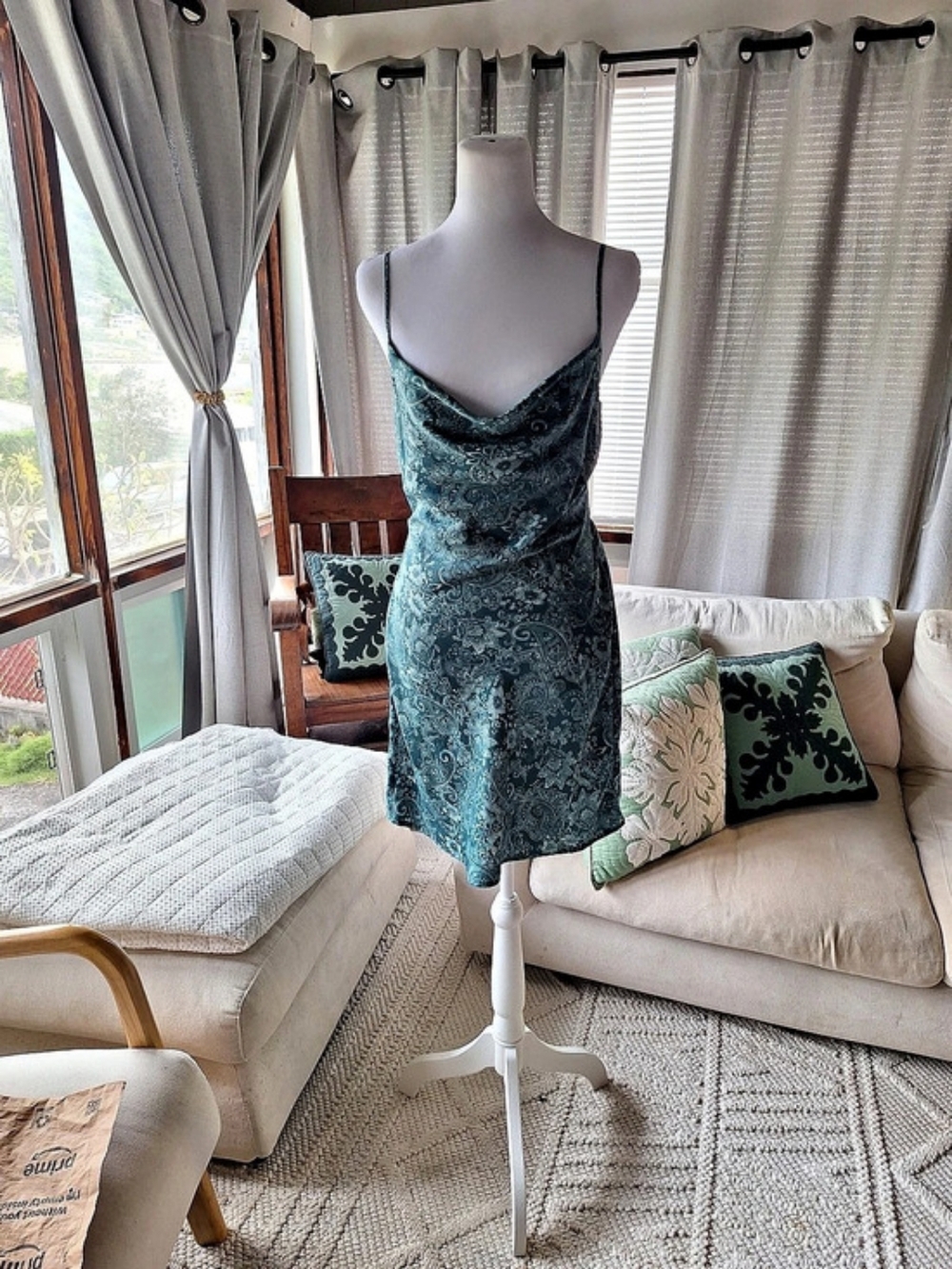 O'Neill Paisley Mini Dress in Blue/Green Size Small Like New